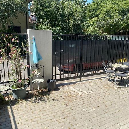 Lovely Apartment In Villa In Bükreş Dış mekan fotoğraf